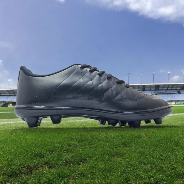 کفش فوتبال مردانه مدل استوک بلند کد MagiMM2026 - تصویر 2